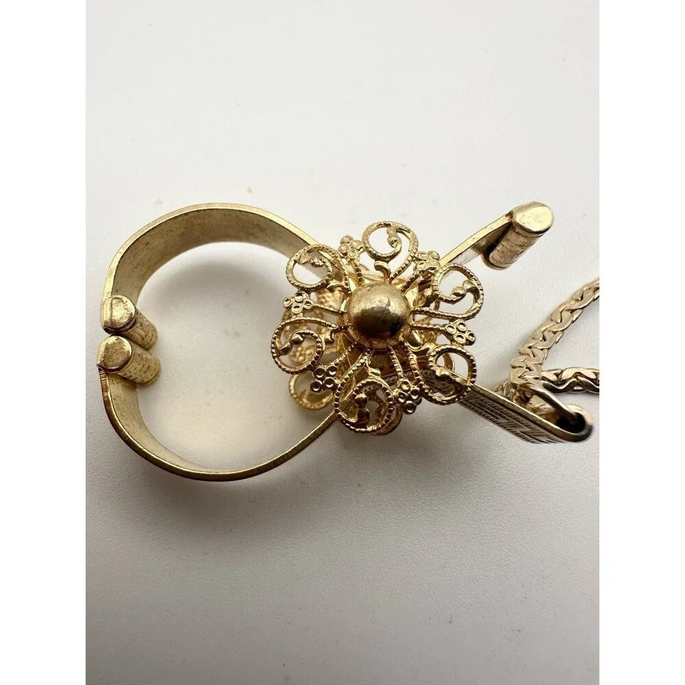 Vintage gold glove clip Greek Key Design Filigree Floral 50's